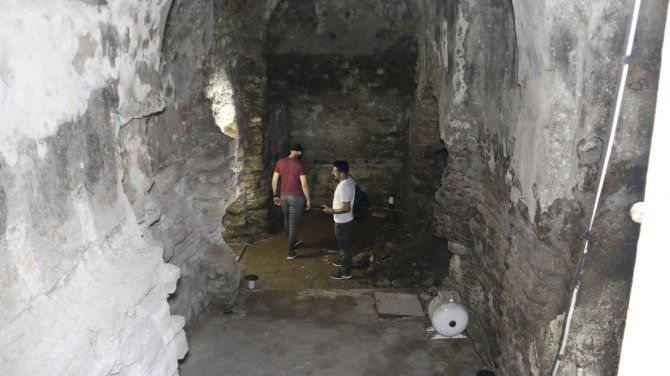 İ̇stanbul’da Bulunan 5 Bizans Ayazması’ndan Biri Sultanahmet’teki Bu Binanın Altında
