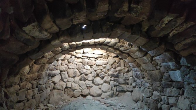 Erciyes’teki Gizemli Tarihi Defineciler Talan Etti