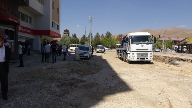 Yüksekova’nın Bitmeyen Çileli Yolları