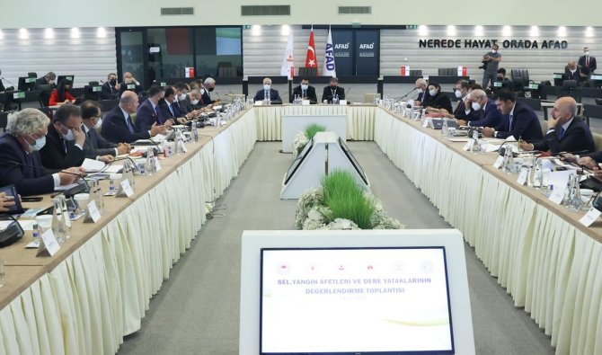 6 Bakan Son Dönemde Yaşanan Afet Ve Sel Felaketlerini Değerlendirmek Üzere Toplandı