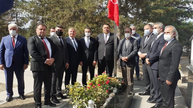 Şehit Öğretmen Şenay Aybüke, Mezarı Başında Anıldı