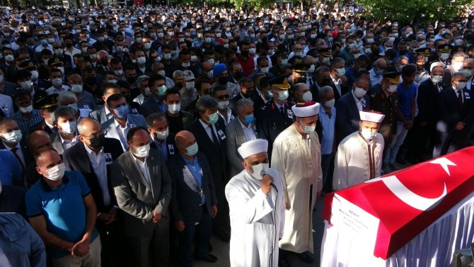 2 Aylık Evli Olan İ̇dlib Şehidine Gözü Yaşlı Veda