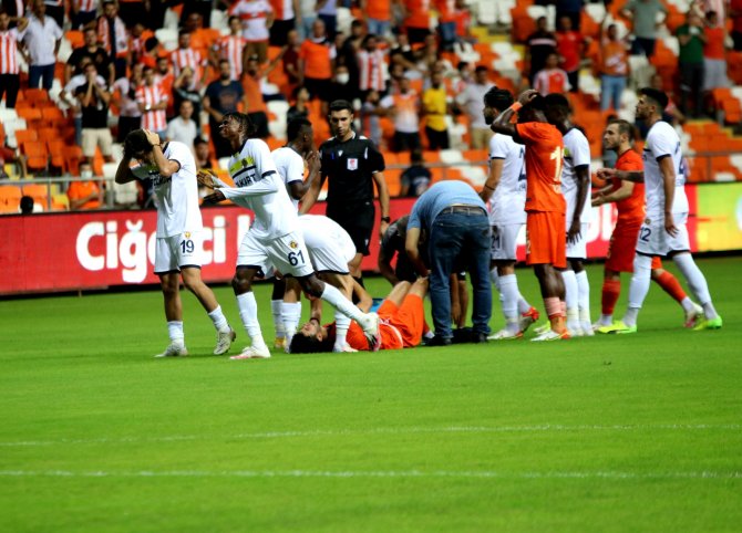 Adanaspor’da Berkan Fırat’ın Ayağı Kırıldı