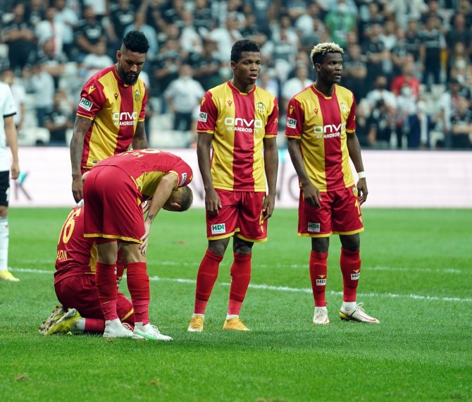 Süper Lig: Beşiktaş: 3 - Yeni Malatyaspor: 0 (Maç Sonucu)
