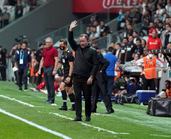 Sergen Yalçın: “Dortmund Karşısında Güzel Bir Sonuç Almaya Çalışacağız”