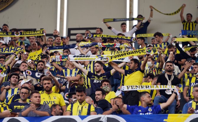 Süper Lig: Fenerbahçe: 0 - Sivasspor: 0 (Maç Devam Ediyor)