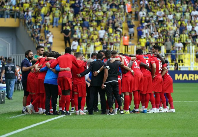 Süper Lig: Fenerbahçe: 0 - Sivasspor: 0 (Maç Devam Ediyor)