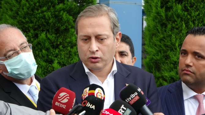 Burak Elmas: "Fatih Terim’in Milli Takıma Gitmesine İzin Vermeyiz"