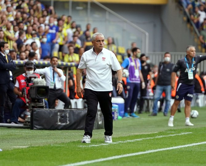 Fenerbahçe, Sivasspor Karşısında Kayıp!