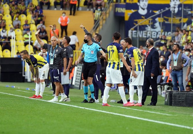 İ̇rfan Can 14 Dakika Sahada Kaldı!