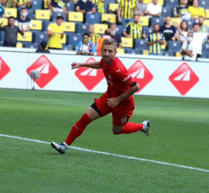 Pedro Henrique Ligdeki İlk Golünü Attı