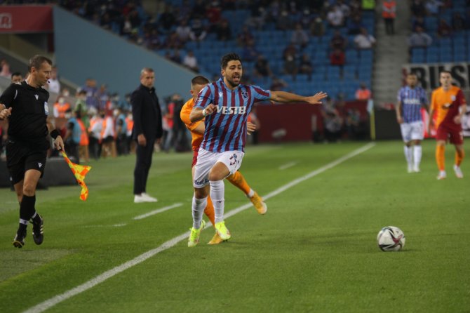 Süper Lig: Trabzonspor:1 - Galatasaray:2 (İ̇lk Yarı)