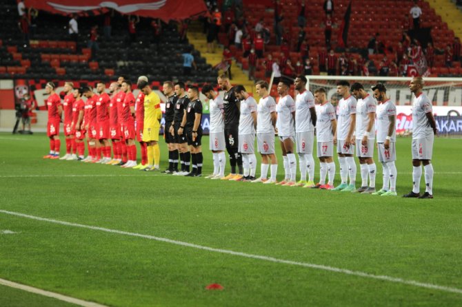 Süper Lig: Gaziantep Fk: 0 - Fta Antalyaspor: 0 (İ̇lk Yarı)