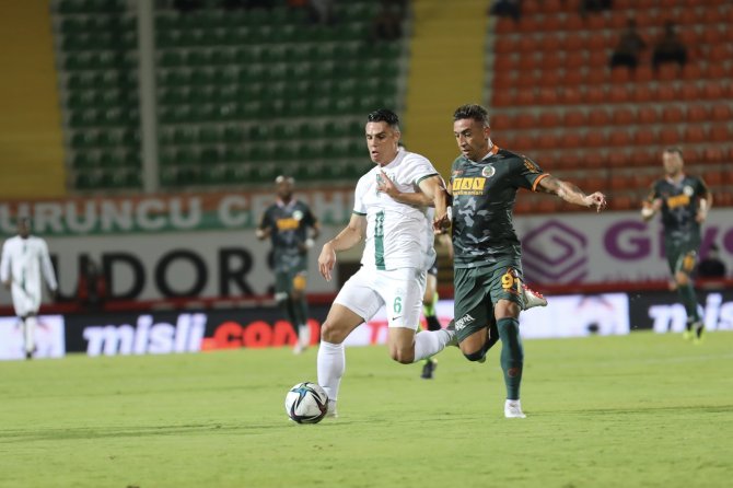 Süper Lig: Alanyaspor: 1 - Gzt Giresunspor: 0 (İ̇lk Yarı)