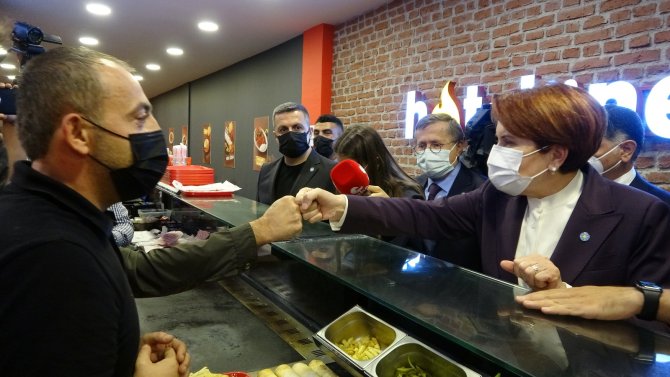 İ̇yi̇ Parti Genel Başkanı Akşener, Ardahan’da Esnafı Ziyaret Etti