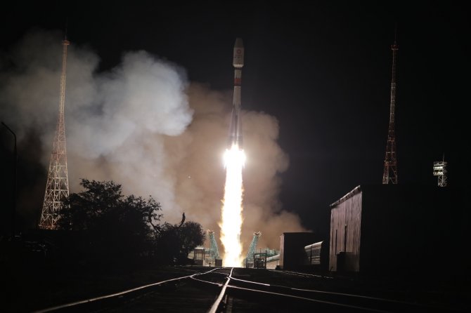 Rusya, Oneweb’in 34 Uydusunu Daha Uzaya Gönderdi