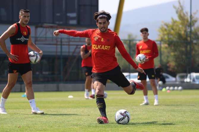 Göztepe, Derbiye Hazırlanıyor