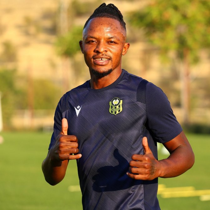 Walter Bwalya: "Yeni Malatyaspor’da Olduğum İçin Mutluyum"