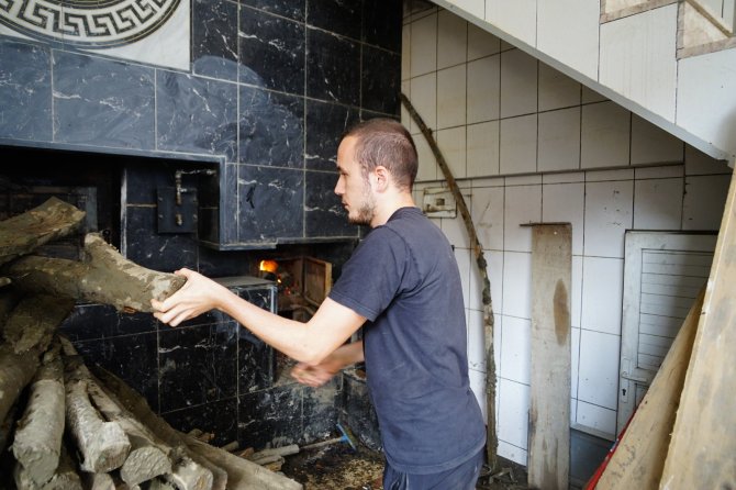 Selzede Genç, Kendisine Fazla Ödenen 750 Bin Lirayı İade Etti