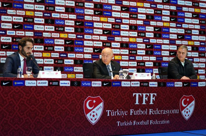 Tff Başkanı Nihat Özdemir: "Kuntz, Türkiye’nin İlk Yabancı Hocası Olmayacak"