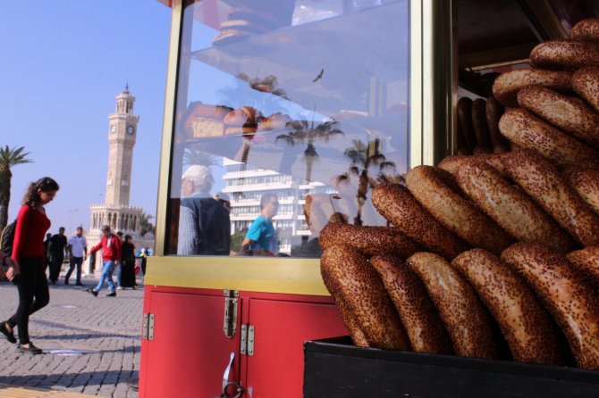 İ̇zmir’in Meşhur Gevrek Ve Boyozuna Zam