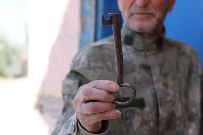 Ermenilerden Kalan Asırlık Değirmen Tarihe Meydan Okuyor