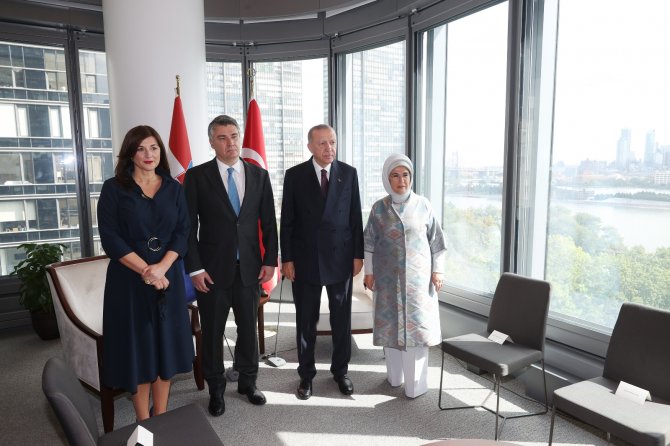 Cumhurbaşkanı Erdoğan, Hırvatistan Cumhurbaşkanı Milanoviç İle Bir Araya Geldi