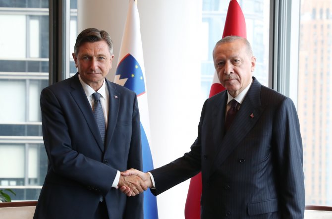 Cumhurbaşkanı Erdoğan, Slovenya Cumhurbaşkanı Pahor İle Bir Araya Geldi