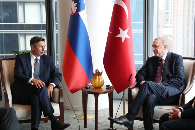 Cumhurbaşkanı Erdoğan, Slovenya Cumhurbaşkanı Pahor İle Bir Araya Geldi