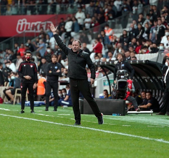 Süper Lig: Beşiktaş: 3 - Adana Demirspor: 3 (Maç Sonucu)