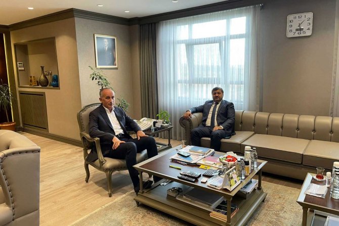 Giresun Millet Bahçesinin Yapım Sözleşmesi İmzalandı