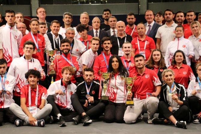 Para Tekvando’da Millilerden Büyük Başarı