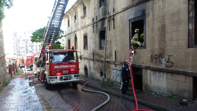 Bursa’da 150 Yıllık Tarihi Mekanında Bir Yangın Daha