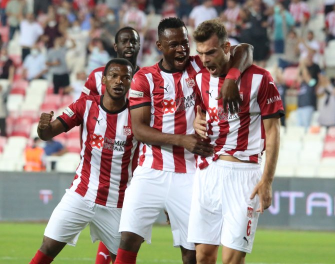 Sivasspor, İ̇stanbul Takımlarına Yenilmiyor