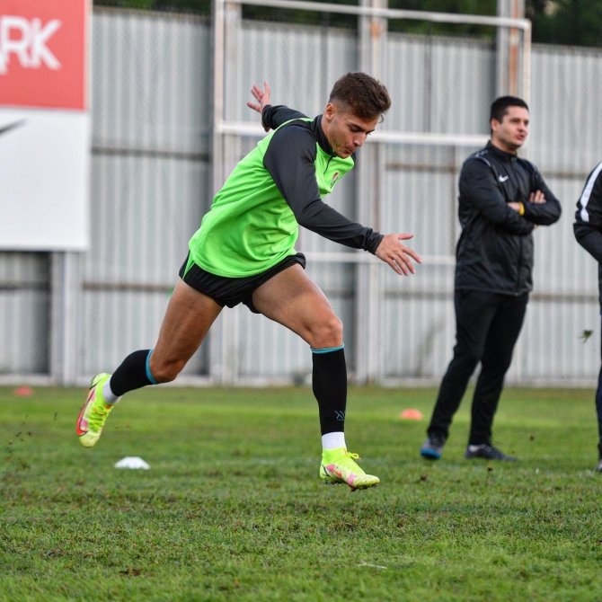 Ankaragücü Maçı Hazırlıklarını Tamamlayan Bursaspor Kampa Girdi