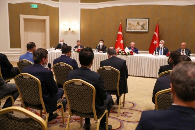 Tbmm Başkanı Şentop, Kazakistan’da Türk İş Adamları İle Bir Araya Geldi