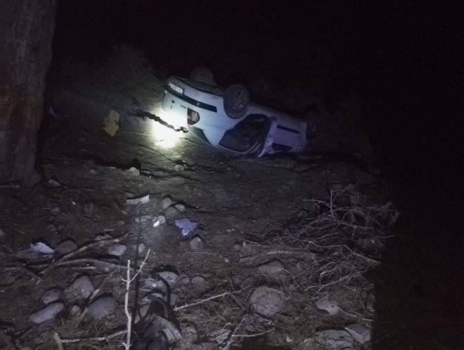 Antalya’da Otomobil Şarampole Devrildi: 1 Ölü, 4 Yaralı