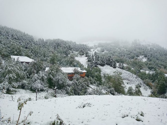 Artvin’de Kar Yağdı, Yaylalar Beyaza Büründü