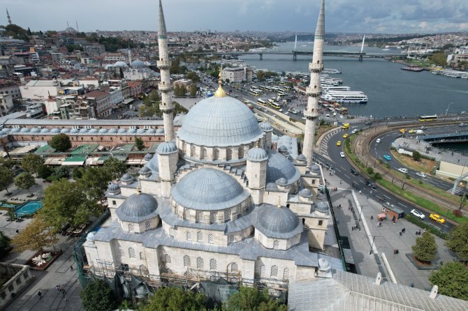 Eminönü’ndeki Yeni Cami’de Restorasyon Çalışmalarının Yüzde 85’i Tamamlandı