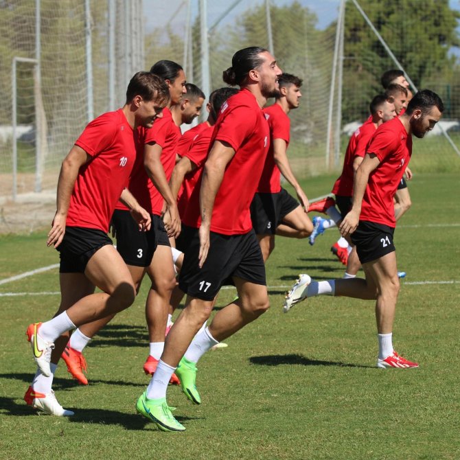 Ft Antalyaspor, Adana Demirspor’a Moralli Hazırlanıyor