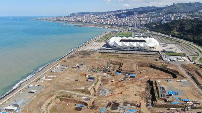 Deniz Dolgusuna İnşa Edilecek Trabzon Şehir Hastanesi İçin 400 Fore Kazık Çakılacak