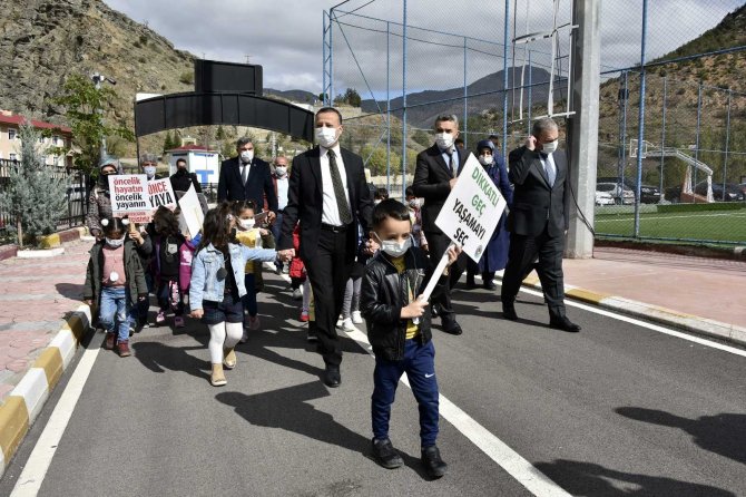 Gümüşhane’de Trafik Eğitim Parkı Yeniden Çocuklarla Buluştu