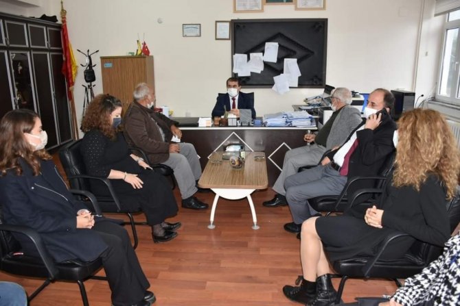 Artvin İ̇l Milli Eğitim Müdürü’nden, Öğretmenlere Ziyaret