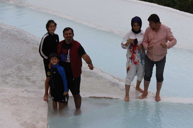 Doğa Harikası Göksu Travertenleri Doğaseverlerin Uğrak Noktası Oldu