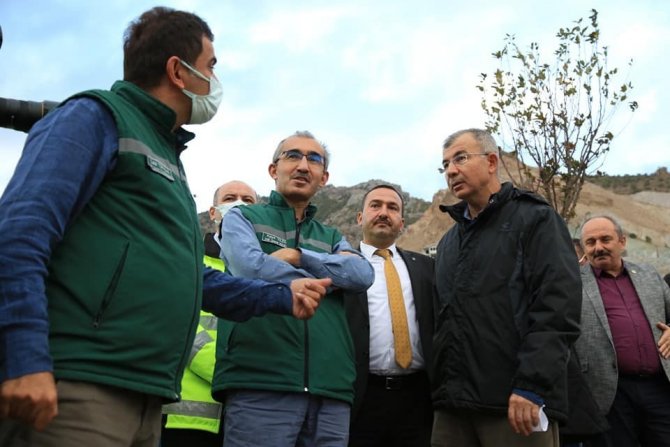 Dsi̇ Genel Müdürü Yıldız, Yusufeli Barajı Ve Yeni Yerleşim Yerinde İncelemelerde Bulundu