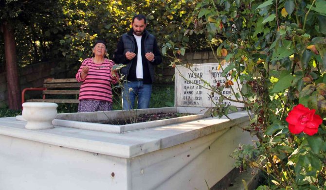 Ağabeyini Şehit Edenlerin Öldürüldüğünü Duyar Duymaz Mezarına Koştu
