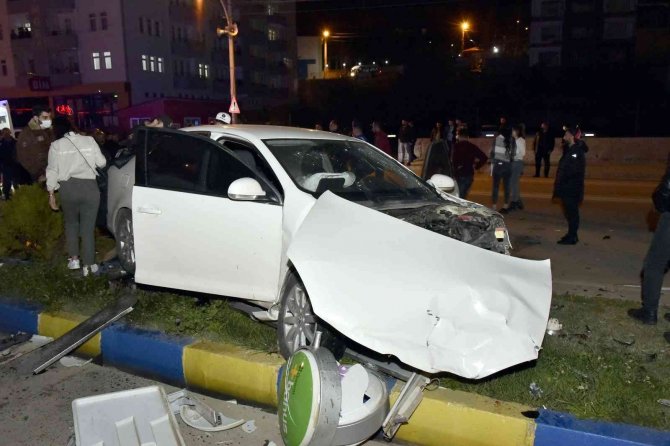 Gümüşhane’de Trafik Kazası: 4 Yaralı