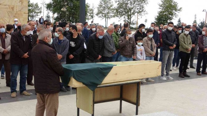 Düğünde Maganda Kurşunuyla Hayatını Kaybeden Kadın Son Yolculuğuna Uğurlandı