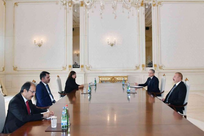 Çevre, Şehircilik Ve İ̇klim Değişikliği Bakanı Kurum, Aliyev Tarafından Kabul Edildi