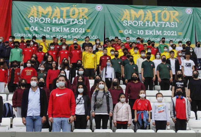 Giresun’da Amatör Spor Kulüplerine Malzeme Yardımı Yapıldı